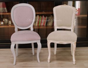Sedia ispirata allo stile Luigi Filippo con gambe curve e con seduta e schienale imbottiti